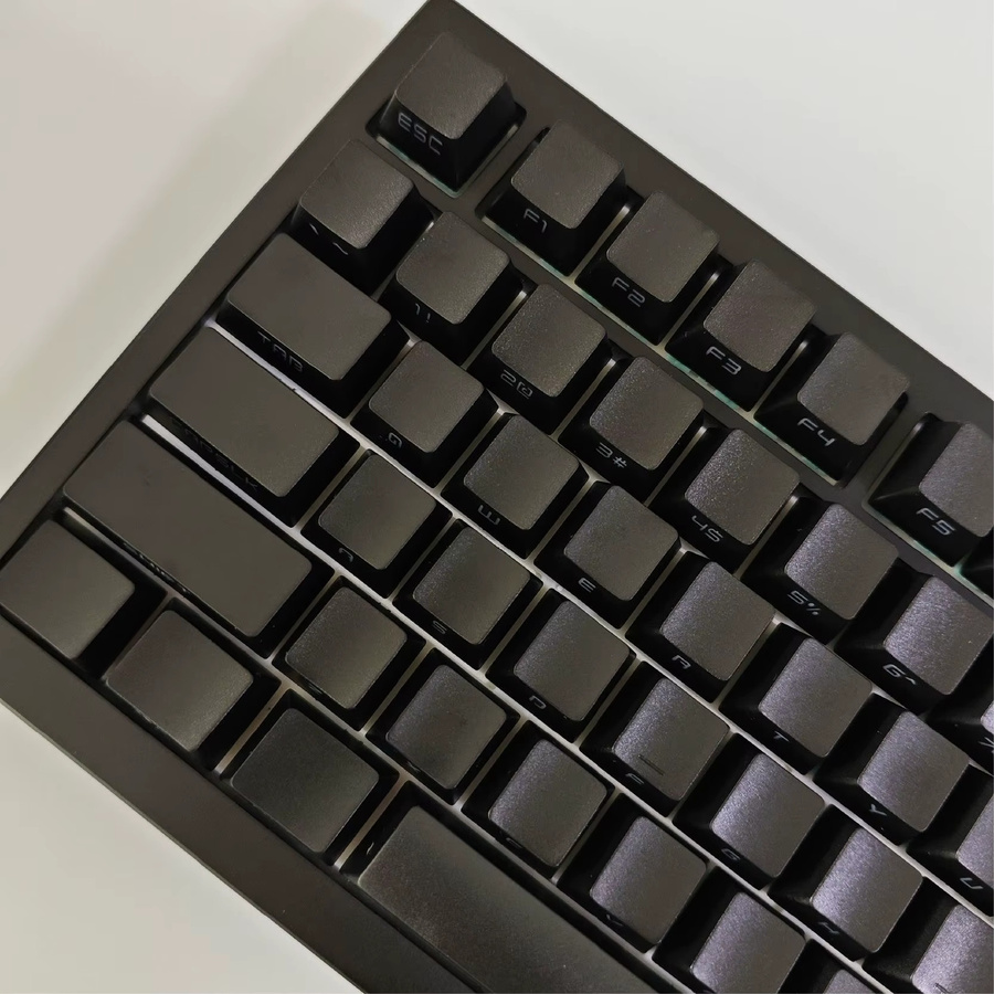 Schwarz-Weiß Tastenkappen im Letter Drive Design für mechanische Tastaturen mit seitlicher Beleuchtung für 60% 65% 75% TKL 96% 100% Layouts - Bild 3