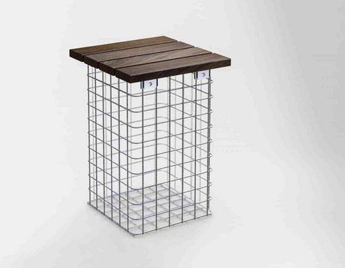 Gabiona Gabionenmöbel 1-Sitzer im Industrial Design aus silberfarbenem Stahl und Holz inklusive Kissen - Bild 1