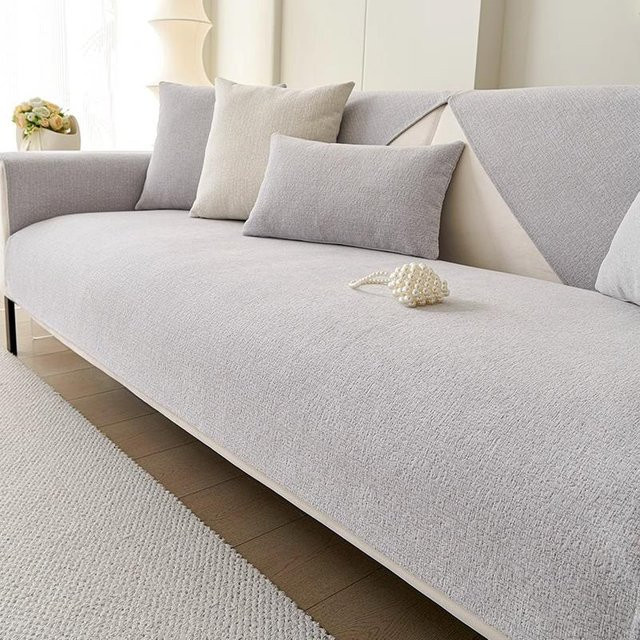 Rutschfester Chenille Sofabezug in Grau mit Katzenkratzschutz und passendem Couchkissen 70 x 70 cm - Bild 1