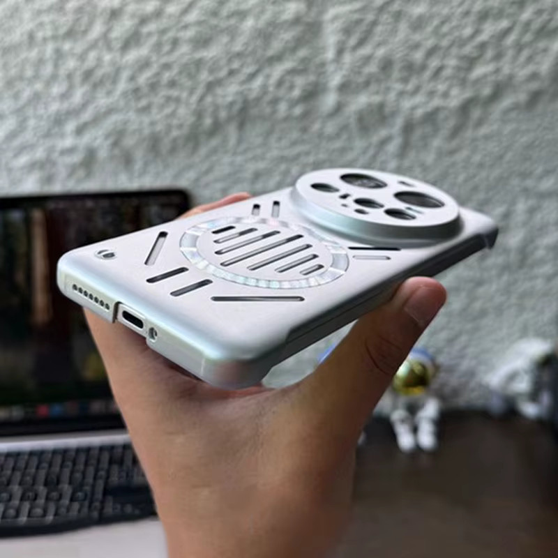 Ultradünne magnetische Schutzhülle für Xiaomi 12 Pro bis 17 Ultra mit Wärmeableitung aus PC, Farbe: Silber - Bild 2