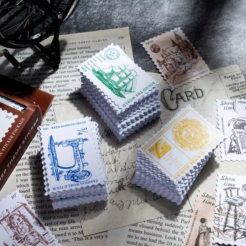 100 Stück Mini-Box-Aufkleber im Vintage-Stempel-Design, 8 verschiedene Motive, Multicolor, aus Papier - Bild 2