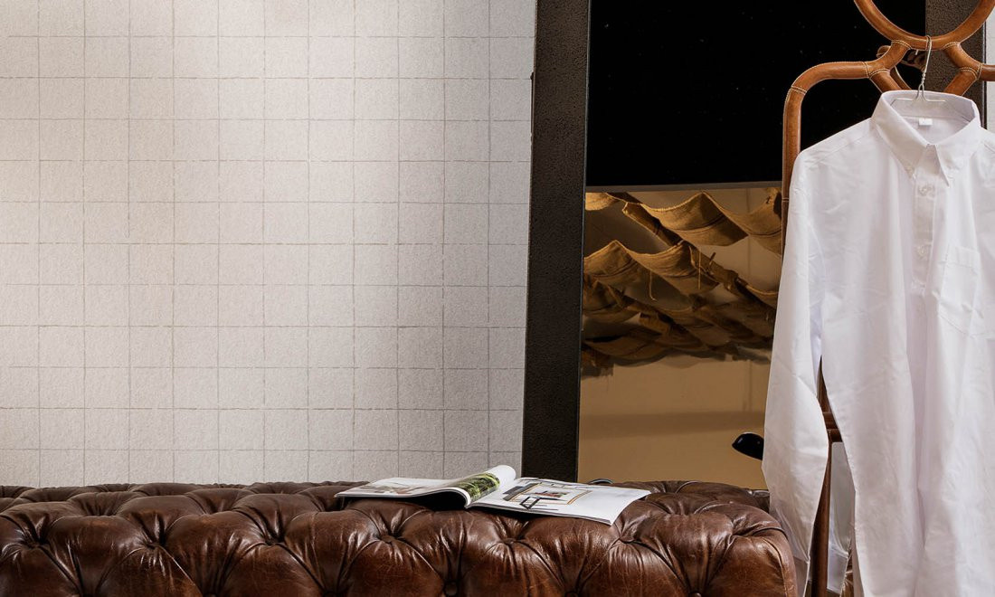 Flamant Tapete Carreaux Fantome in Beige und Weiß, Vlies, Abstraktes Karo-Design - Bild 1