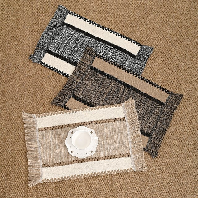 BUYNOW Tischset aus Baumwolle und Leinen in Beige mit Quaste im Vintage-Design, rechteckig, B/T: 30 x 30 cm - Bild 1