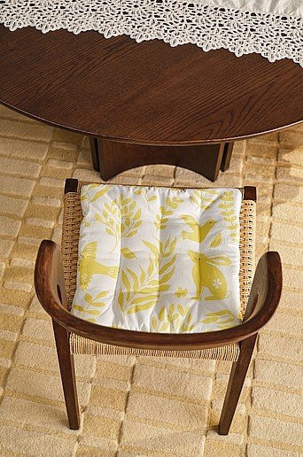 Jotex SPRING BLOOM Sitzpolster aus Polyester, gelb, B/B: 38 x 38 cm, wasserabweisend und abwischbar - Bild 1