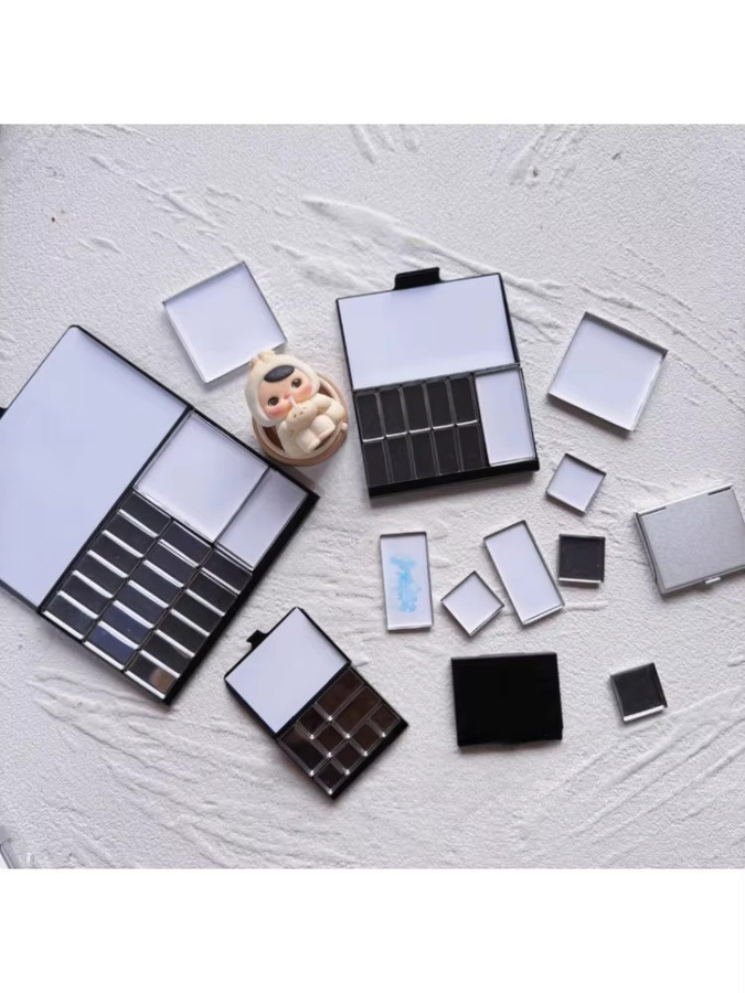 Tragbare Reise-Aquarellfarbkiste mit magnetischer Palette und Gitter-Kunstbedarf in Silber - Bild 5