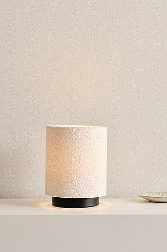Jotex Tischlampe RUE in Weiß mit Stoffschirm und Metallfuß - Bild 1