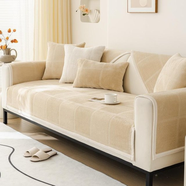 Weiches Plüsch-Sofakissen in Beige, quadratischer Couchbezug aus Polyester für das ganze Jahr, B/B: 70 x 70 cm - Bild 1