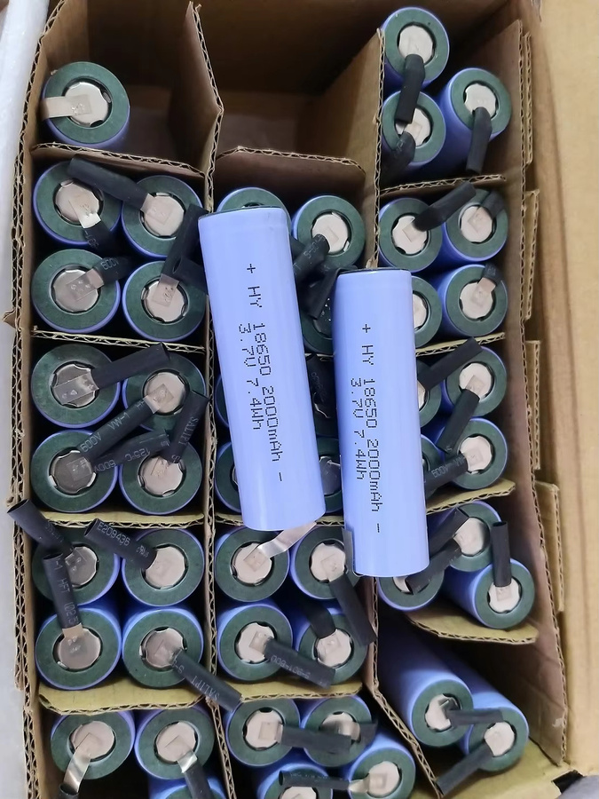 SHSEJA 18650 Lithium-Ionen-Akku 3,7V 2000mAh in Blau für Taschenlampen und Laserpointer - Bild 3
