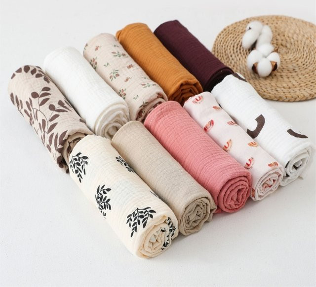 Weiche Baumwolldecke für Babys und Kleinkinder mit floralem Muster in Weiß und Multicolour - Bild 1