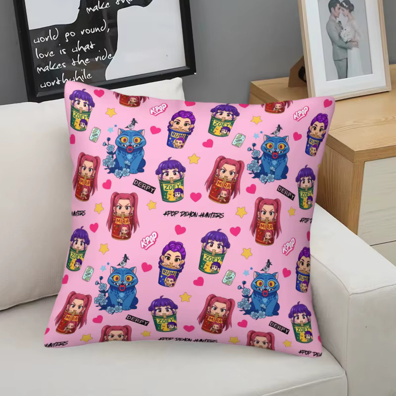 Hasbro Kpop Dekokissen in Rosa, weiches Plüsch-Quadratkissen im Kawaii Anime Design - Bild 4