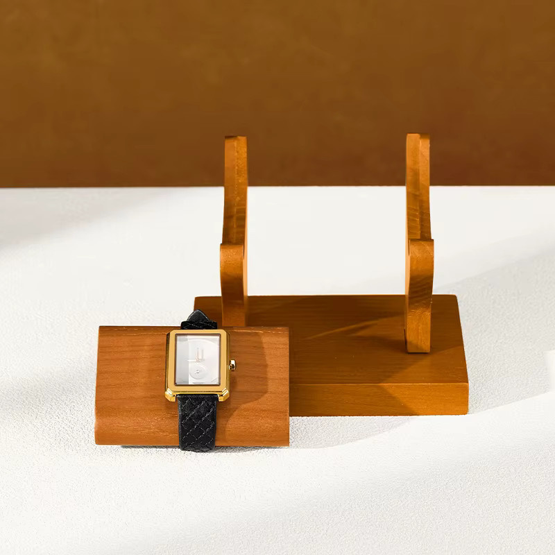 WoodTen Uhrenständer aus Holz in Braun als Schmuck-Präsentationsständer und Uhrenhalter für Uhrenarmbänder - Bild 5
