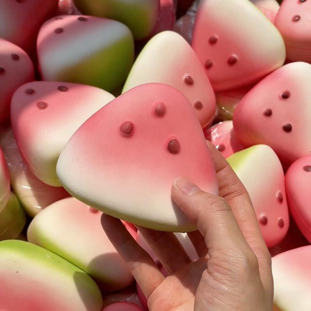 Squishy langsamer Aufstieg Fruchtspielzeug, Stressabbau Sensorisches Fidget - Bild 1