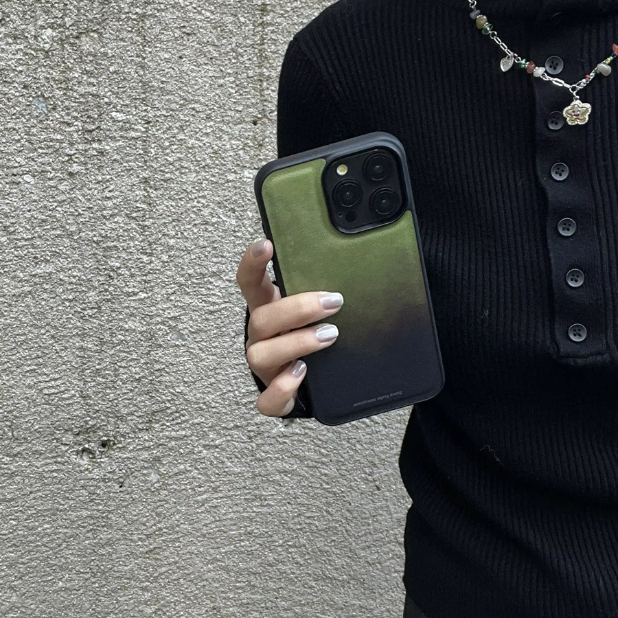 Hochwertige Kunstleder Schutzhülle in Grün-Schwarz für iPhone 11 bis iPhone 17 Pro Max - Bild 3