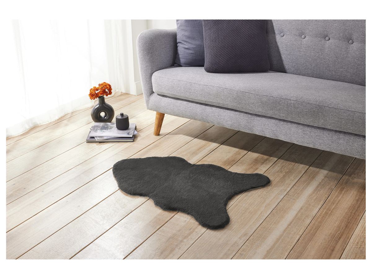 LIVARNO HOME Kunstfellteppich langflor in Grau, B/T: 60 x 90 cm - Bild 2