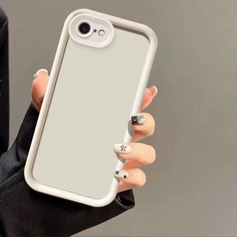 Apple iPhone 17e Schutzhülle mit Kamera-Schutz und Sturzschutz in Rot, Matt und Weich - Bild 2