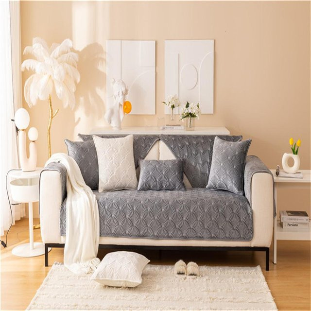 Modernes fächerförmiges Sofakissen aus superweichem Plüsch in Grau, B/B: 70 x 70 cm - Bild 1