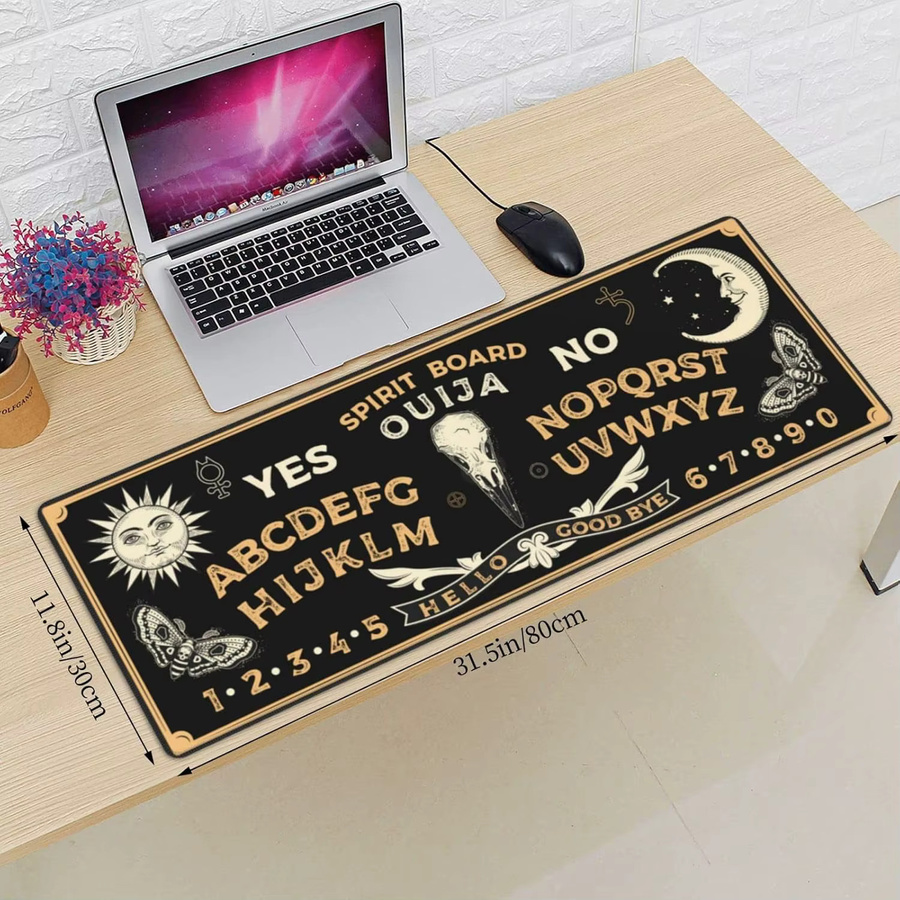 Goth Raven Mauspad in Schwarz-Weiß, übergroße Schreibtischunterlage mit genähten Kanten und rutschfester Basis für Gamer und Heimbüro - Bild 4