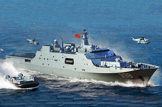 Trumpeter PLA Navy Type 071 Amphibious Transport Dock, Fahrzeuge, 1:700, Grau - Bild 1