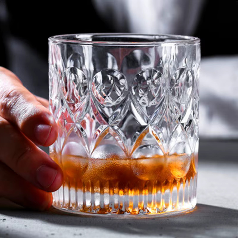Hochwertige Kristall-Whiskygläser als Bourbon-Tumbler, bleifrei und transparent, 250 ml - Bild 4