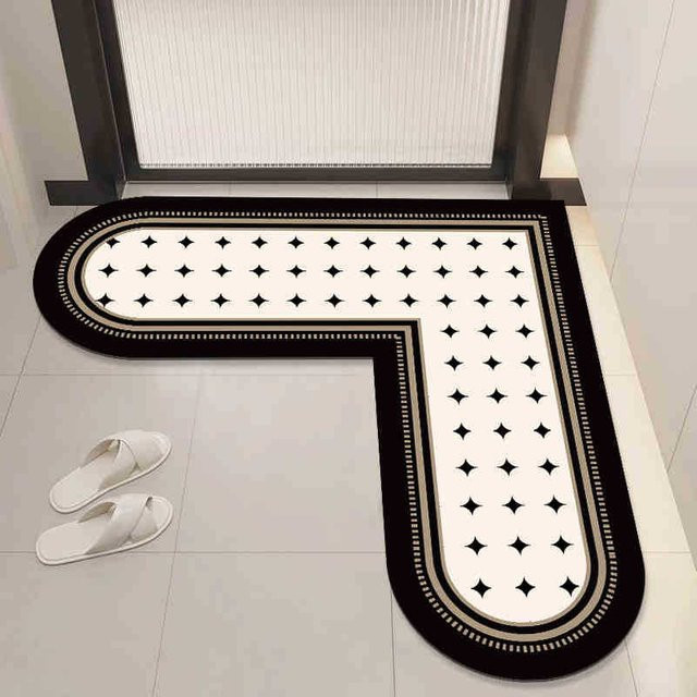 Yiran Furniture Badezimmer Ecke Bodenmatte aus Diatomee Schlamm in Weiß, herzförmig mit Blumenmuster, schnelltrocknend und rutschfest, B/T/H: 70 x 70 x 2,5 cm - Bild 1