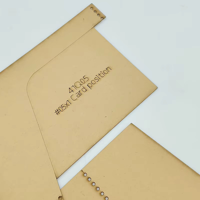 YOMDID 5er Set DIY-Schablonen zur Herstellung von Geldbörsen, Passhüllen und Kartenhaltern in Beige - Bild 3