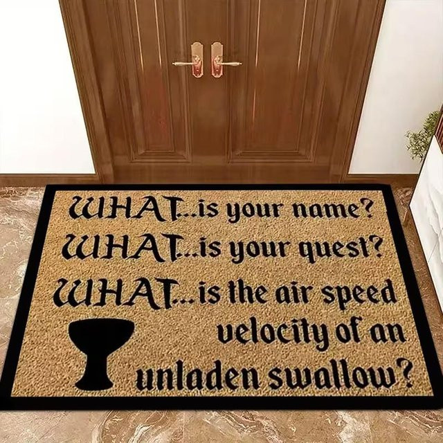 Monty Python Heiliger Gral Trivia Fußabtreter von LjqTwelve, braune Willkommensmatte mit Kultklassiker Filmreferenz Design, B/H: 80 x 50 cm - Bild 1