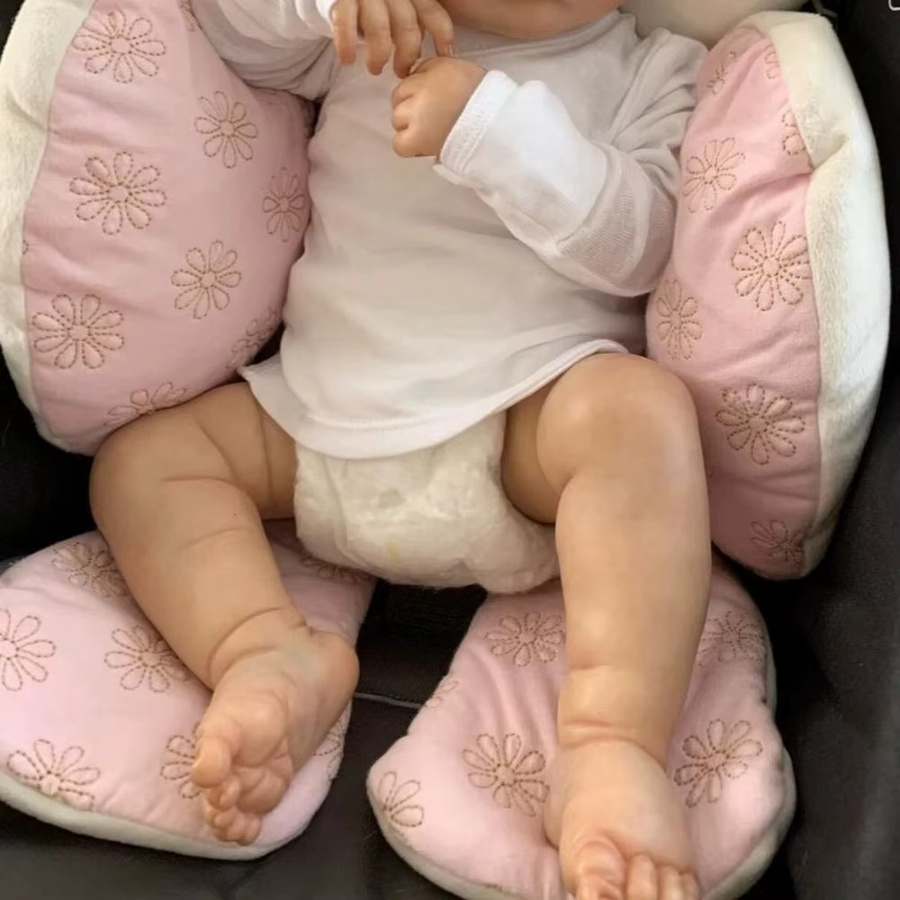 MRB LouLou Babypuppe, Silikon, nicht für Kinder unter 3 Jahren - Bild 3