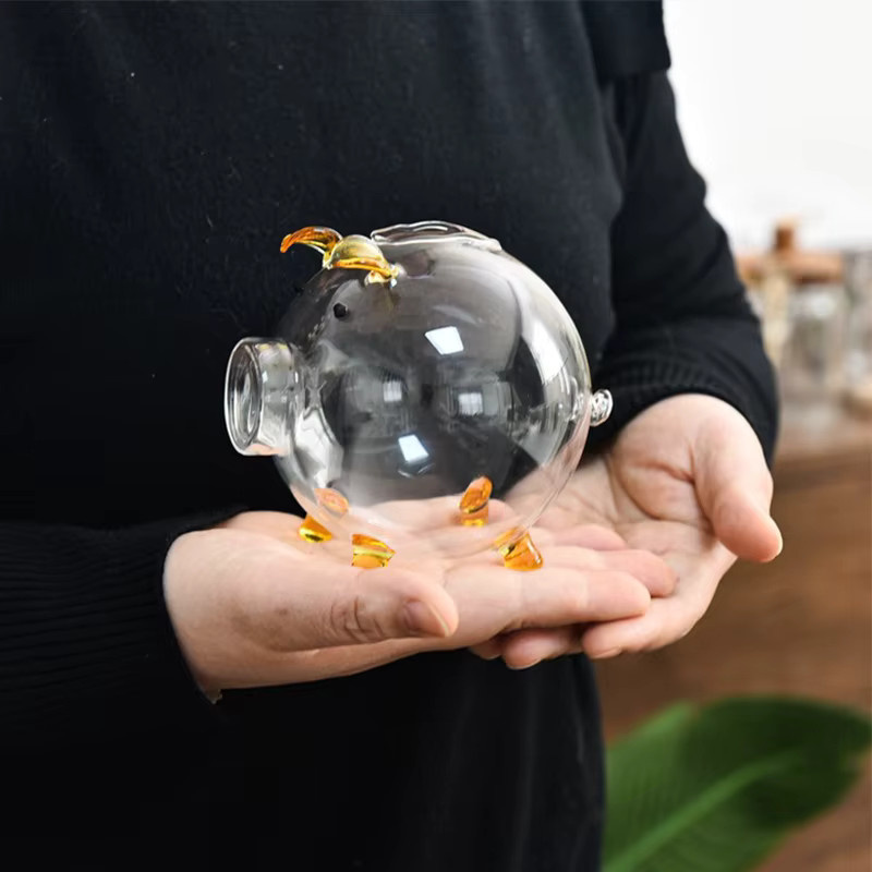 JETTING Mini-Schwein-Spardose aus Glas in Gold und Transparent als dekorative Münzbank - Bild 3