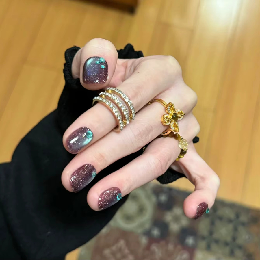 MIANEL Katzenaugen-Gel-Nagellack, Porzellanweiß, schimmernd - Bild 3