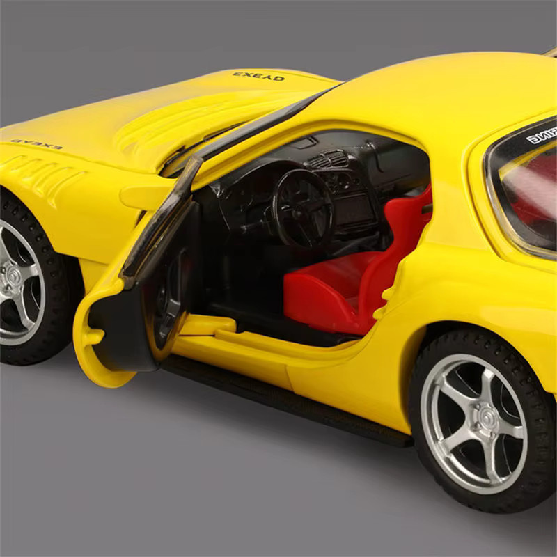 MAKEDA Mazda RX7 FD3S Super-Sportwagen Modell, 1:32, Metall, mit Sound und Licht - Bild 5