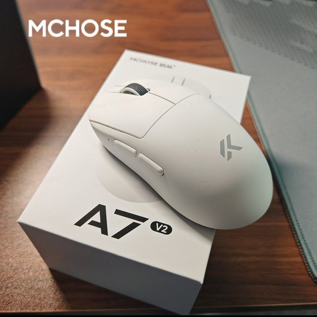 Mchose A7 & A7v2 Kabellose Gaming-Maus mit Tri-Mode-Verbindung in Rot oder Weiß - Bild 1