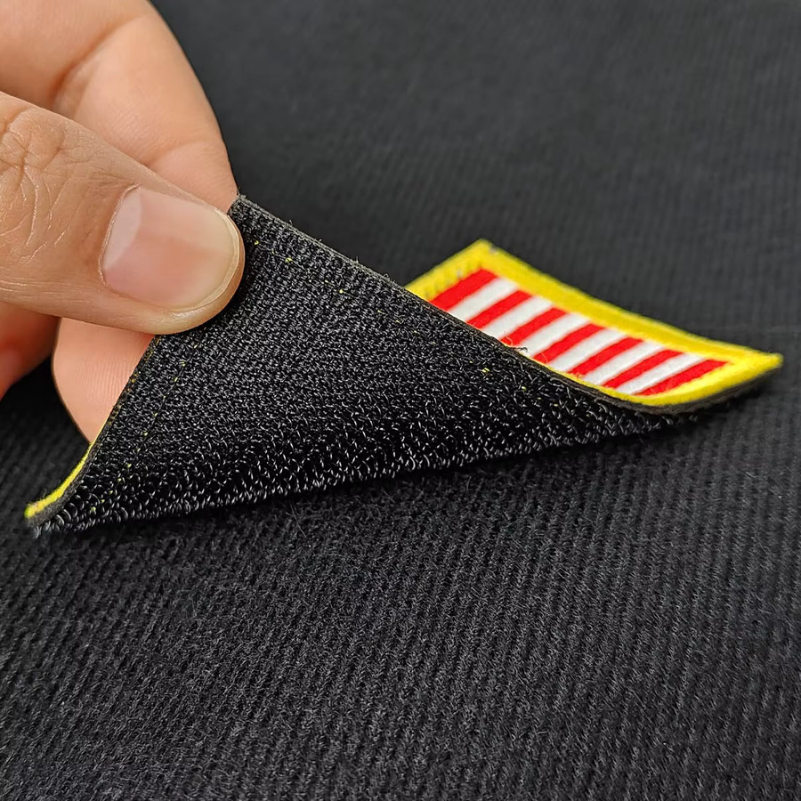 Tactical Patch Wall Display Patchboard in Schwarz mit 2 Flaggenflicken, B/H: 70 x 108 cm - Bild 4
