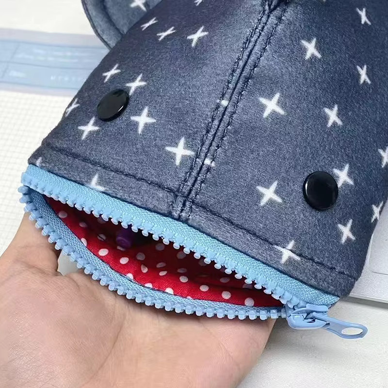 Kreatives Shark Motiv Federmäppchen mit Reißverschluss als lustiges Schreibwaren Etui und Organizer für Kinder - Bild 3