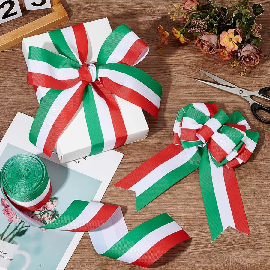 Tibbon Ripsband mit italienischem Flaggenmuster in Rot, Weiß und Grün, Polyester, Breite: 6,35 cm, Länge: 18,29 m - Bild 2