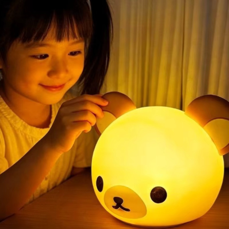 Rilakkuma Schreibtischlampe von Bandai in Gelb aus Silikon mit Dimmer und Touch-Funktion - Bild 3