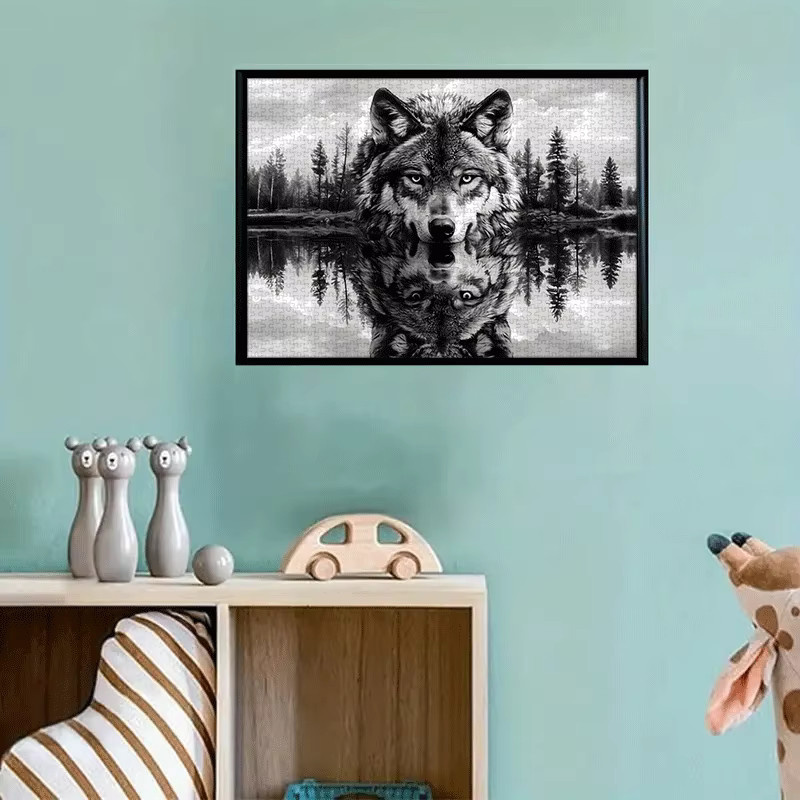 Wolf & Forest Reflection Black & White Art Puzzle, 1.000 Teile - Bild 5