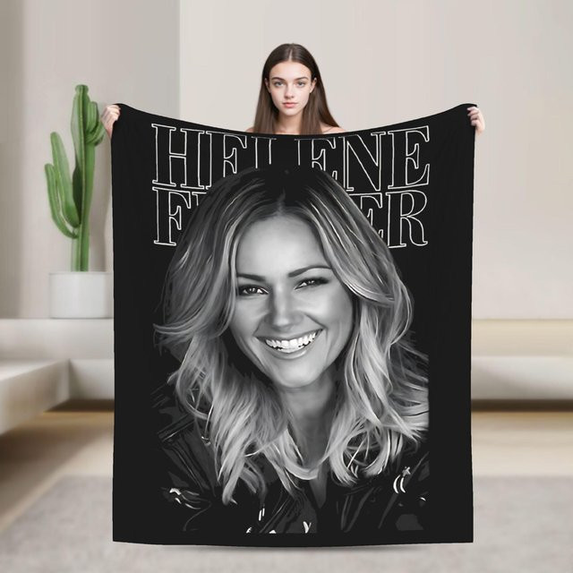 Helene Fischer 360 Stadion Konzert Plüschdecke aus Flanell, weiche Tagesdecke als Überwurf, B/B: 75 x 100 cm - Bild 1
