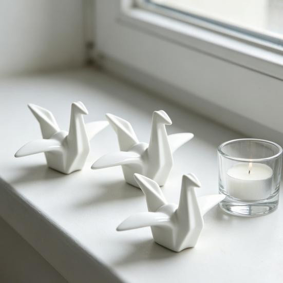 Moderne Geometrische Origami-Kranich Figur aus Keramik in Silber - Bild 4