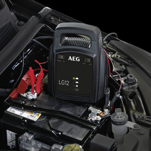 AEG Batterieladegerät LG 12 A für 12 V Autobatterien, Schwarz - Bild 4