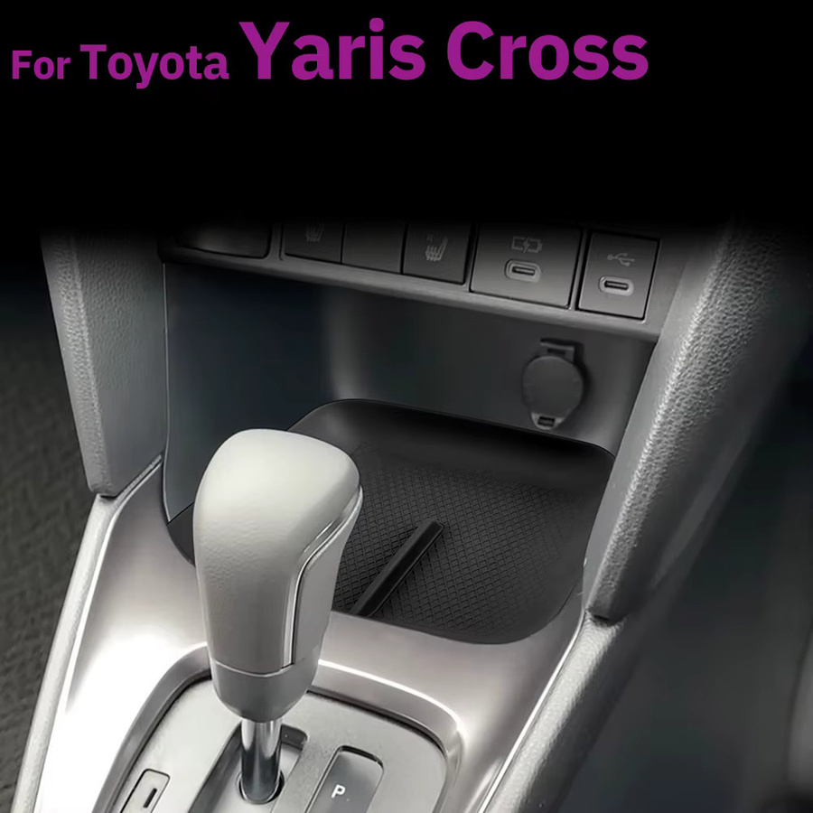 Silikonmatte für Toyota Yaris Cross als flexible Konsolenauflage für kabelloses Laden, rutschfest und geräuschdämpfend, Farbe: Schwarz - Bild 2