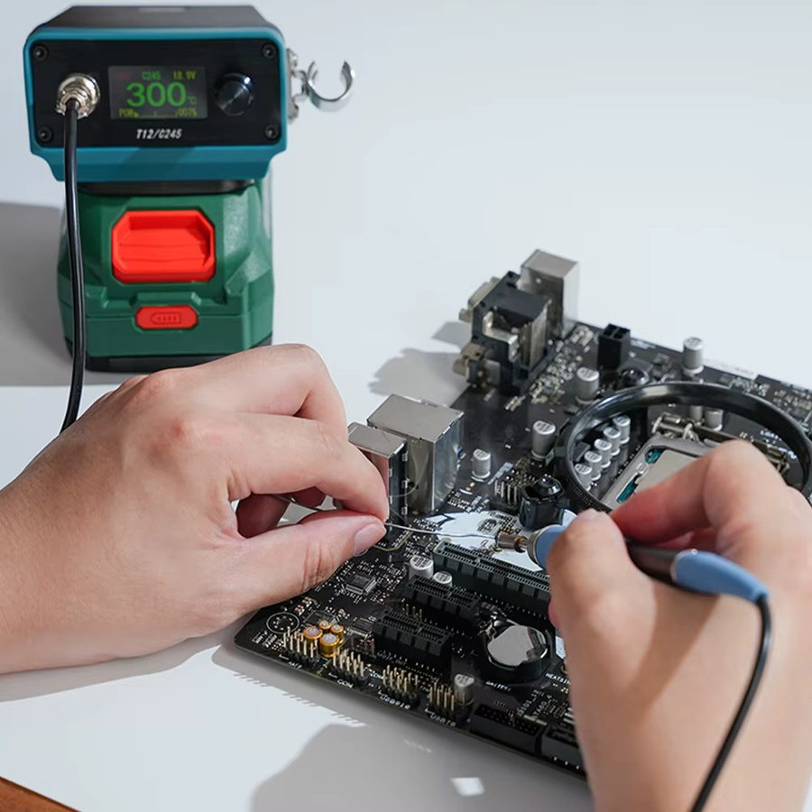 Makita Akku-Lötkolbenstation für 18 V Akkus mit Digitalanzeige für DIY-Schweißarbeiten - Bild 3
