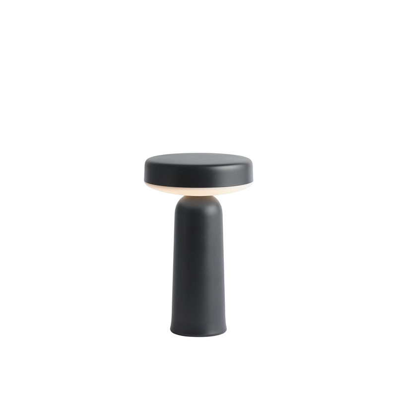 Muuto Ease Portable Akkuleuchte in Schwarz mit dimmbarer LED und IP54 Schutzklasse - Bild 2