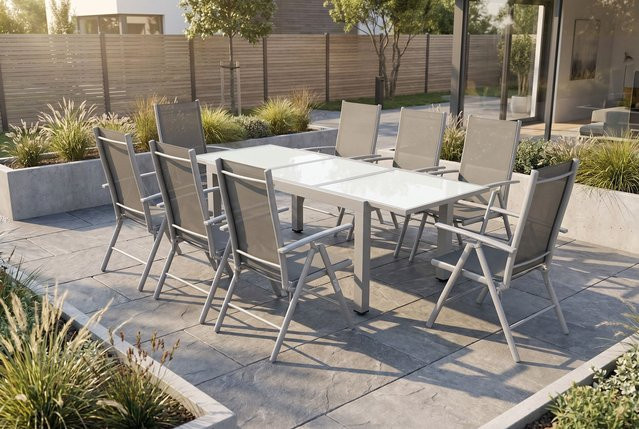 Villana Garten-Essgruppe aus Aluminium und Textil in Silber/Schwarz mit ausziehbarem Tisch und 8 Klappstühlen - Bild 1