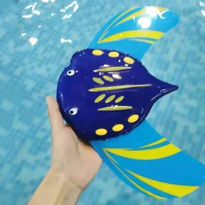 UYAOZHISHANG Mantarochen Wasserspritzendes Spielzeug für Kinder 3–6 Jahre - Bild 4