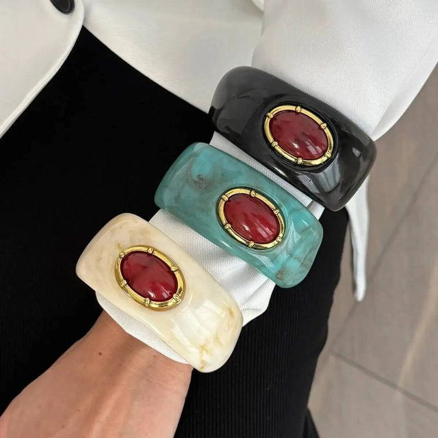IngeSight.Z Armband, roter Stein, Harz-Acryl, Damen - Bild 1