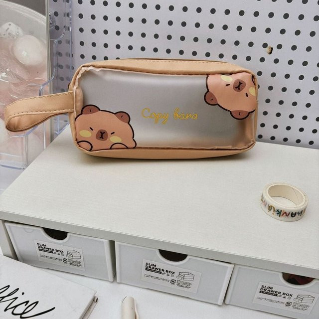 Love Home Garden Capybara-Federmäppchen aus transparentem PVC mit Griff und großem Fassungsvermögen - Bild 1