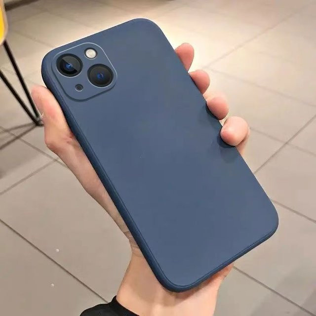 Stoßfeste Silikon-Handyhülle mit matter Oberfläche für iPhone 11 12 13 14 15 16 17 Pro Max Plus Mini und XR X Xs in Rot und Blau von Ricestate - Bild 1