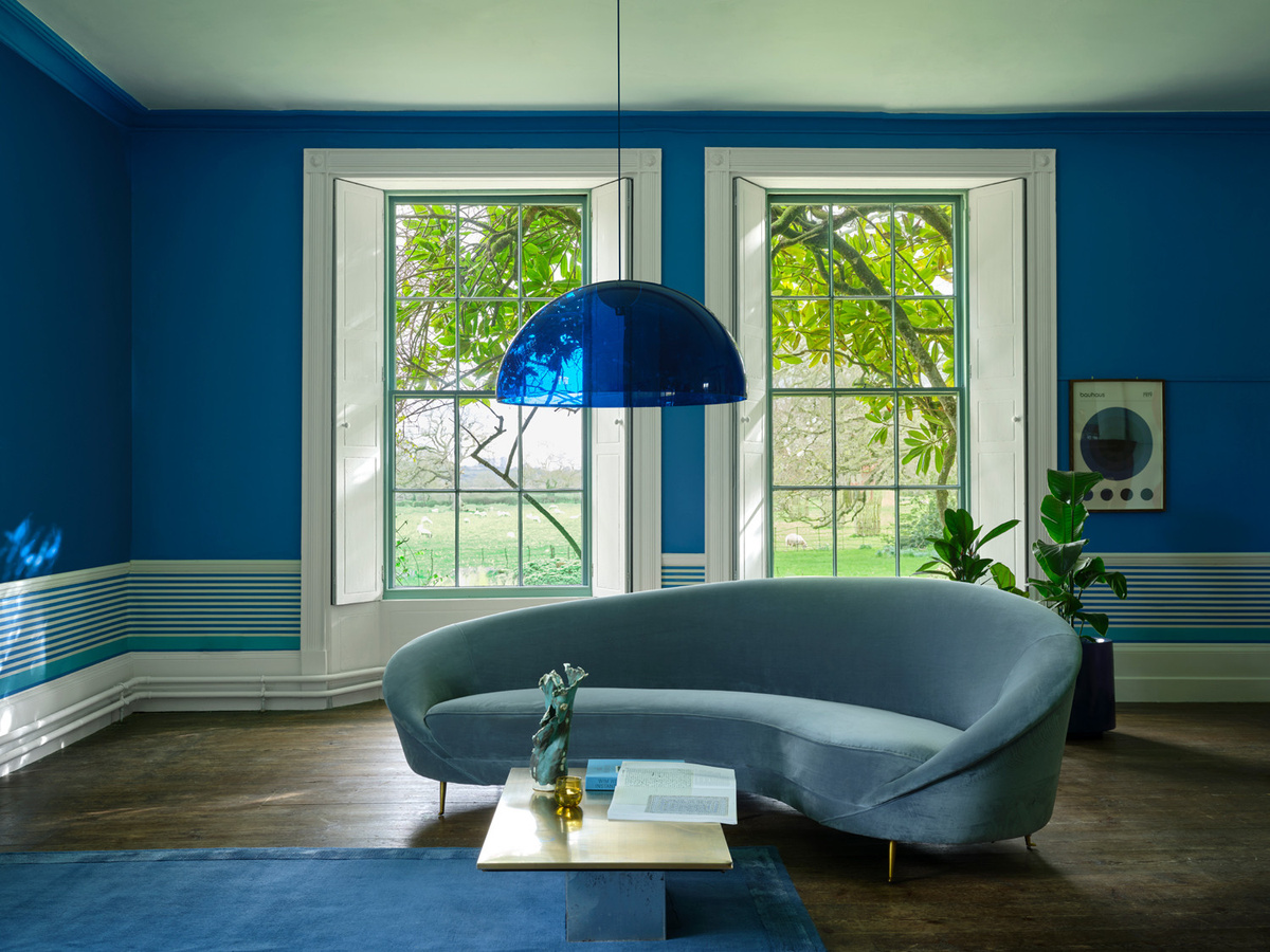Farrow & Ball Tapete Stripe in Lobster/Pea Tea Flower mit botanischem Streifendesign - Bild 1