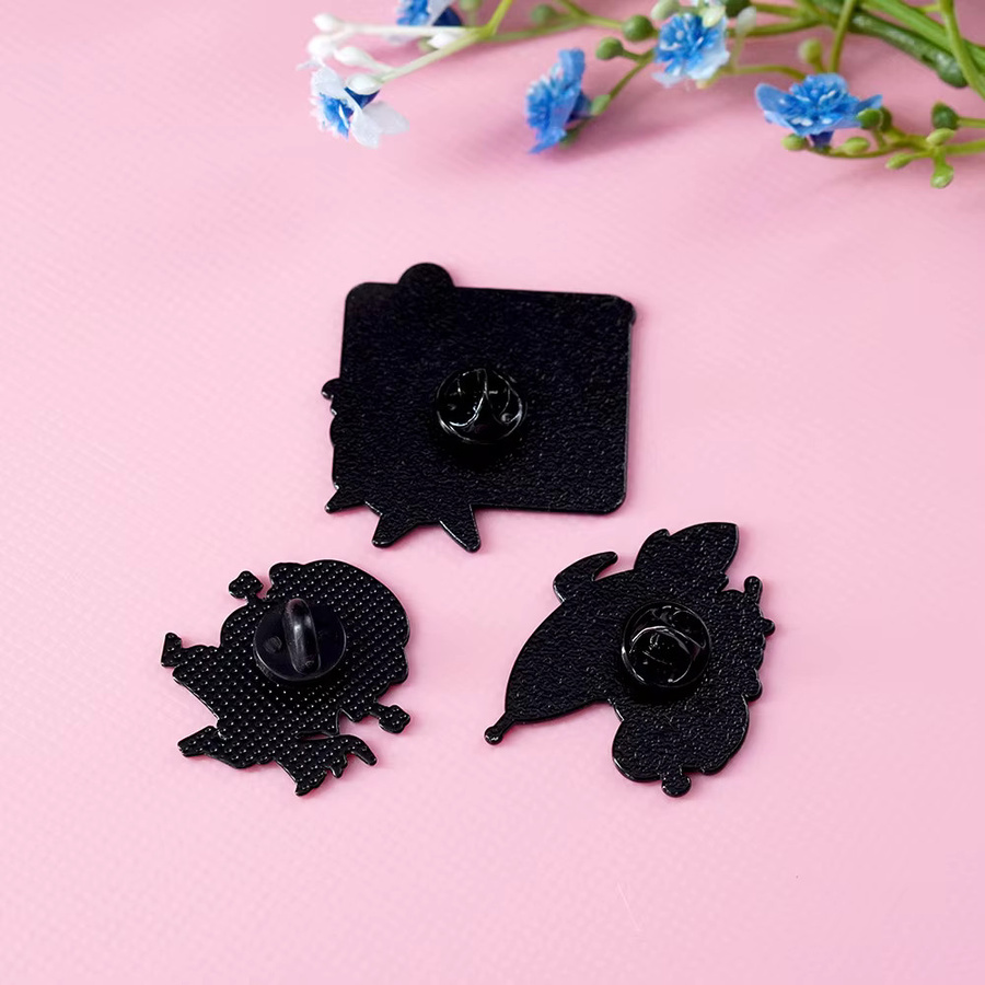 MINISO Crayon Shin-chan Emaille-Pins, Anime-Brosche - Bild 3