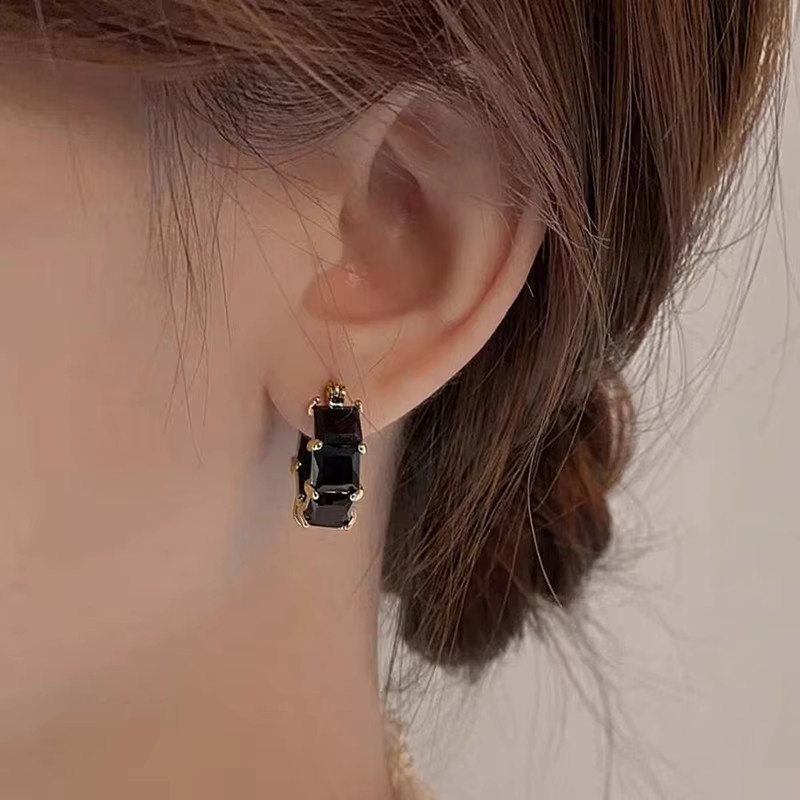 Huitan Sanfte Creolen, Gold, Zirkonia, Damen - Bild 2